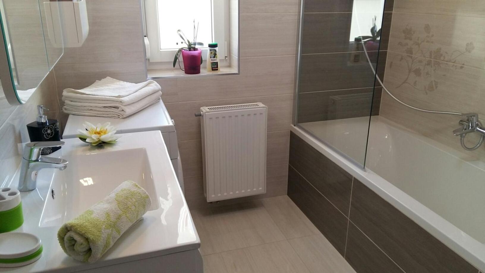 Isabell Apartments Γκιόρ Εξωτερικό φωτογραφία